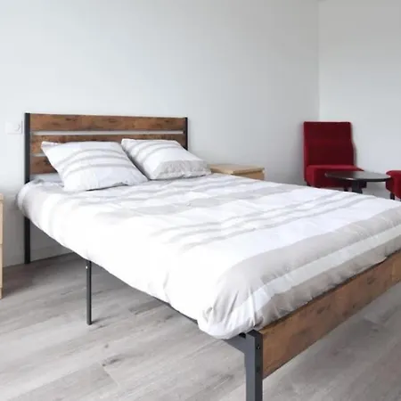 Vila La Caennaise Ii Grentheville